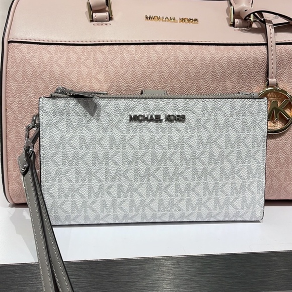 MICHAEL KORS LARGE DOUBLE ZIP WRISTLET PHONEHOLDER WALLET CLUTCH 
BRIGHT WHITE